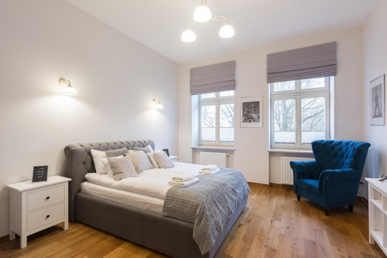 Luxury Apartments Old Town Topolowa Краков Экстерьер фото
