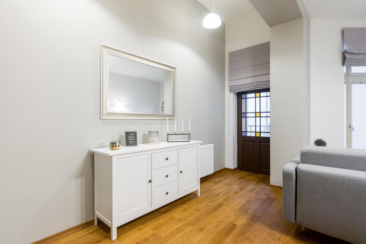 Luxury Apartments Old Town Topolowa Краков Экстерьер фото