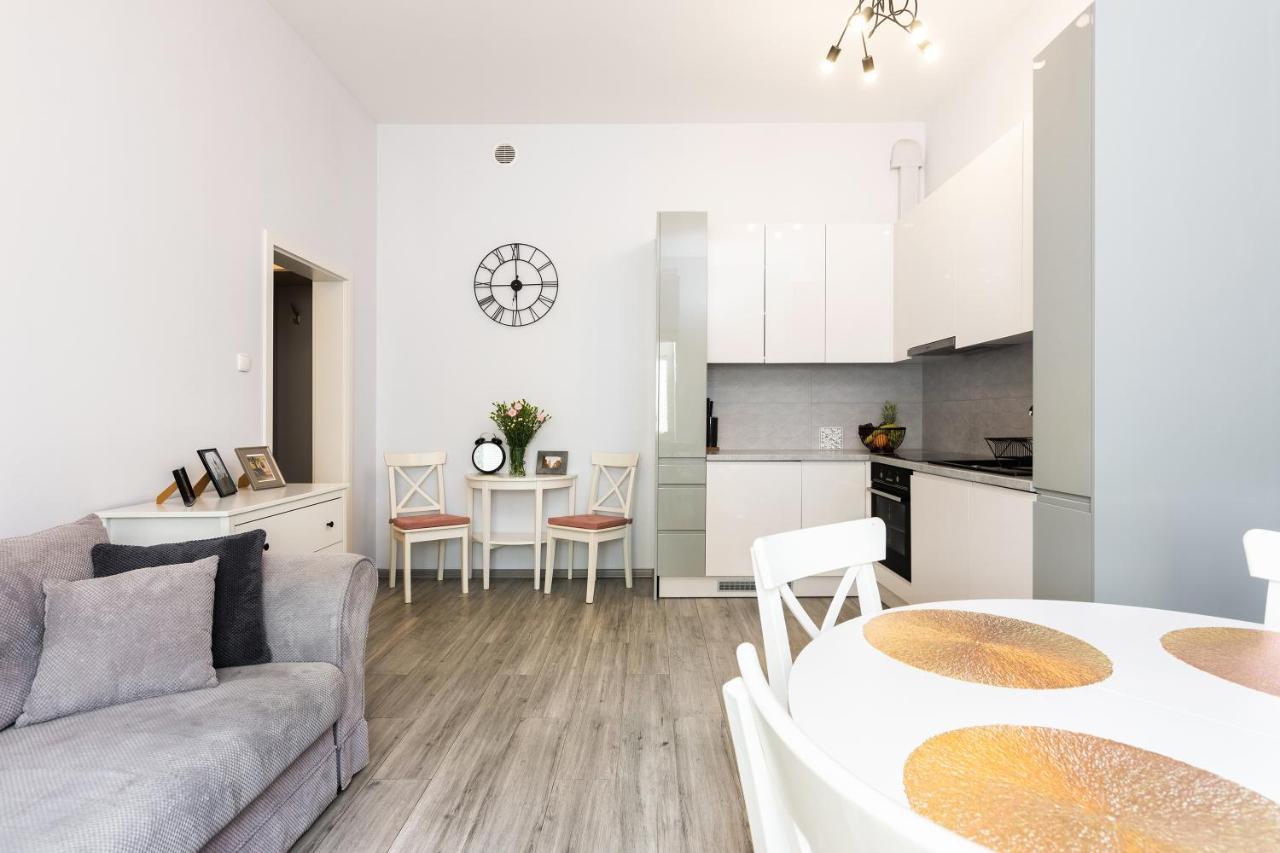 Luxury Apartments Old Town Topolowa Краков Экстерьер фото