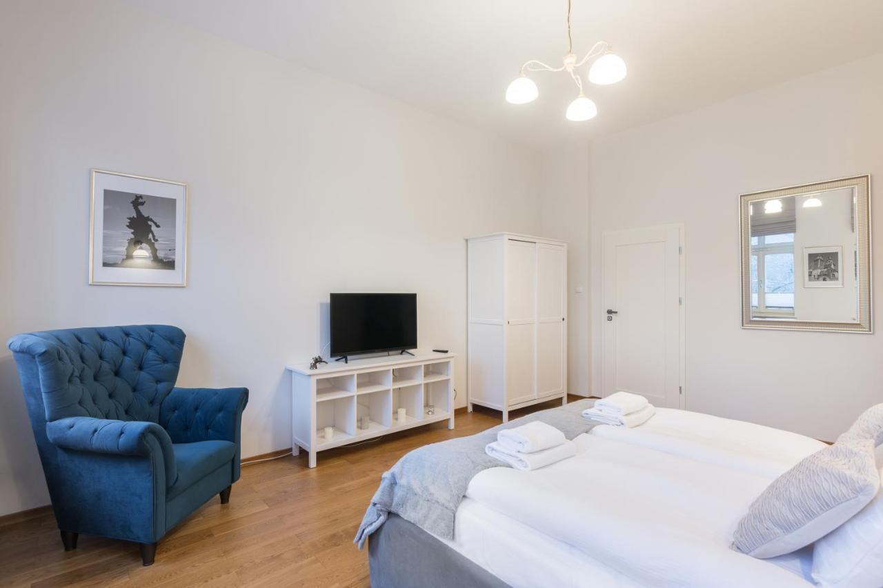 Luxury Apartments Old Town Topolowa Краков Экстерьер фото